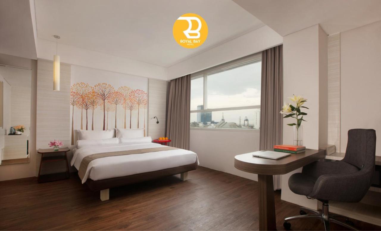 Royal Bay Hotel Макасар Экстерьер фото